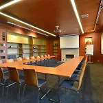 파크 홀리데이 콘그레스&웰니스 4*